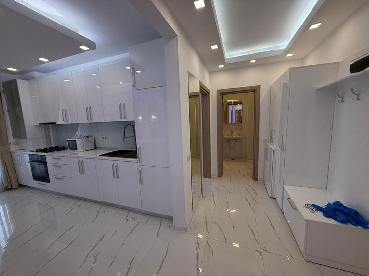 Apartament cu 3 camere, mobilat si utilat LUX