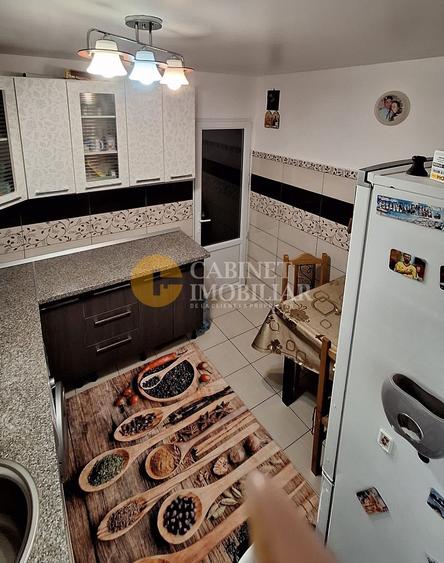 2 CAMERE - 52 MP - ETAJ INTERMEDIAR - PODUL DE PIATRĂ