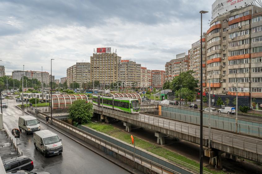 Metroul la doi pași. 2 camere și un balcon de 10 mp, fix la Obor - 15