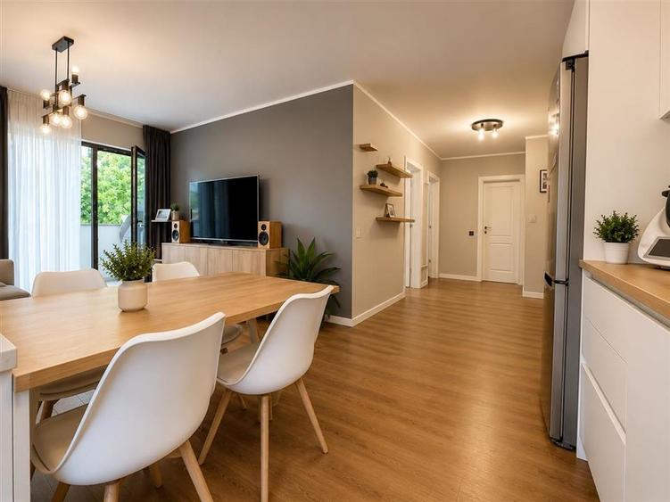 Apartament 3 camere, modern, garaj, Europa