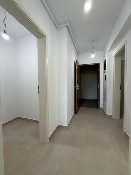 Garsonieră în clădire cu 3 etaje