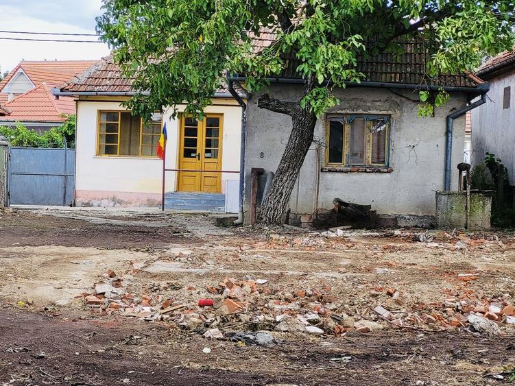 Casǎ renovabilă pe teren de 700 mp – Rontău