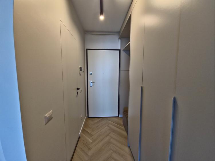 Prima închiriere Studio lux vedere lac parcare subterană Mamaia