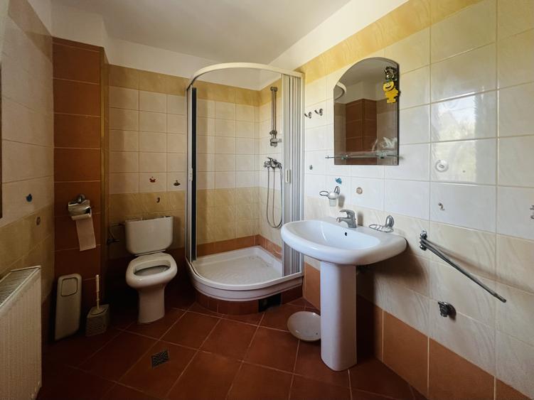 Casa Individuala , 5 camere -218 mp utili -Dumbravita