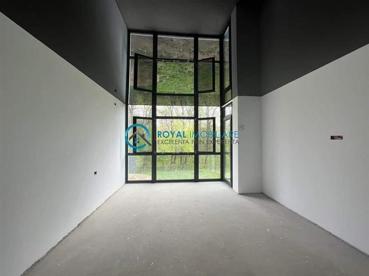 Royal Imobiliare - Vanzare Vila de lux zona Bucov