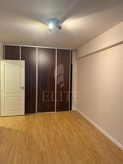 Apartament 2 camere în zona str.Romul Ladea