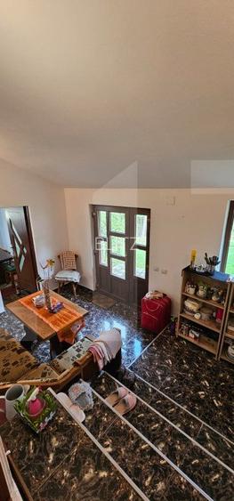 Casa cu 3 corpuri de vanzare,  6 camere, 400 mp + teren 2800 mp I Barcani - 11