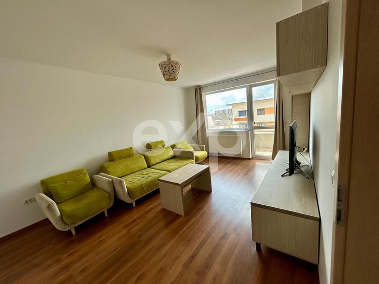 Apartament 2 camere de vânzare – Tractorul, loc parcare 122000 Euro.