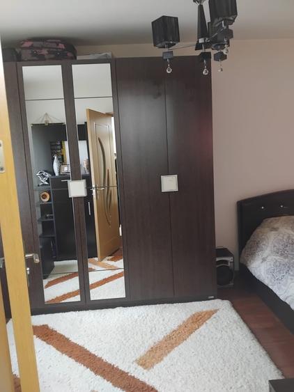 38741  Apartament 3 camere Sat Vacanta