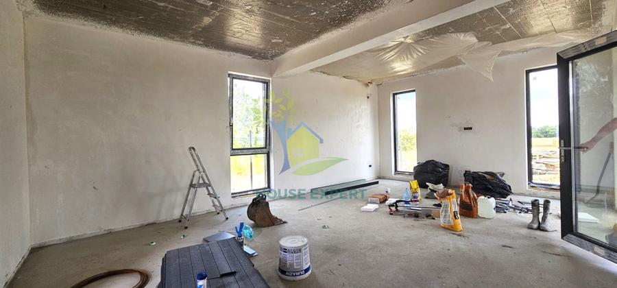 Vila noua superba, 4 camere, toate utilitatile, Balotesti