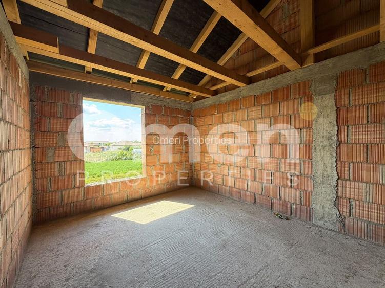 Casa la rosu de vanzare | 120 mp | 5 ari de teren | sat Sasar
