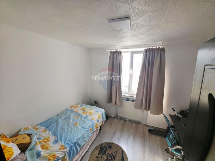 Apartament cu 4 camere de vânzare în zona Maratei - 10