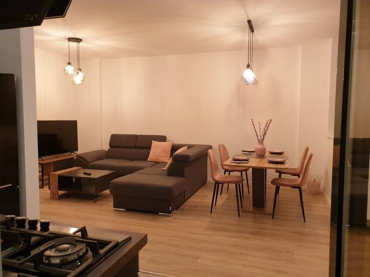 Apartament etaj 14 cu 2,5 camere si loc parcare subteran