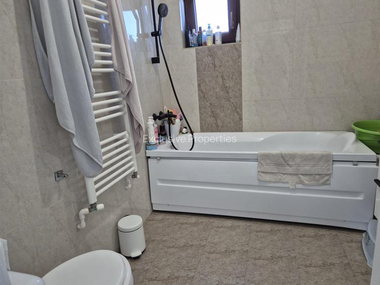 Casa in Darza (Buftea), carport, curte cocheta, utilata si mobilata - 10