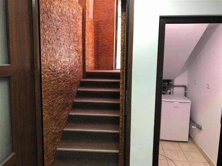 Spatiu comercial de vanzare Zona E3
