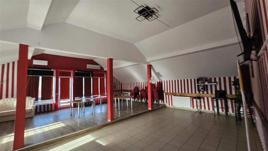 Spatiu Comercial cu terase si Hale de Vanzare in Frasin Suceava 0727817187