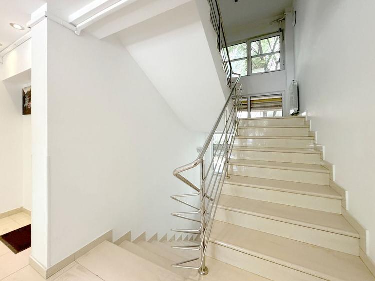 Apartament 4 camere Parc Herastrau