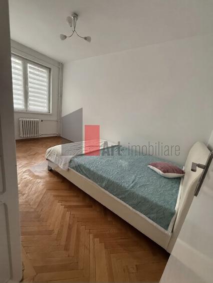 Comision, Apartament de vanzare 3 cam zona Pajura/ Loc de Parcare Inclus