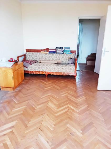 Vanzare apartament 3 camere tiglina 2, BLD G. COSBUC - 4