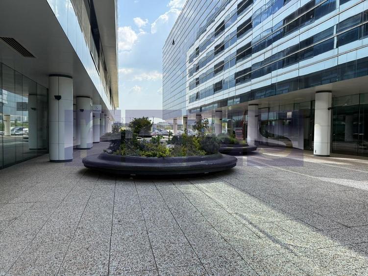 ONE NORTH LOFTS | IDEAL INVESTITIE | 2 CAMERE | 63MP | LOC PARCARE |
