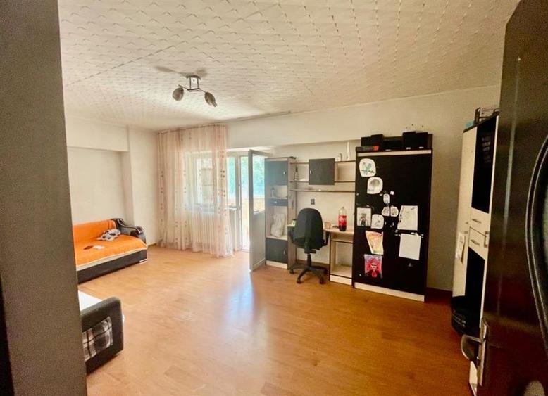 Apartament 3 camere Nicolina Esplanada