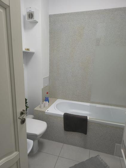 De inchiriat apartament 2 camere, Mamaia nord