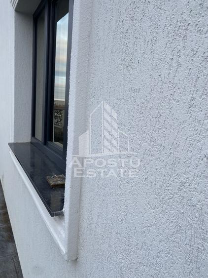 Duplex cu finisari de lux in cartier rezidential Remetea Mare,Bucovat