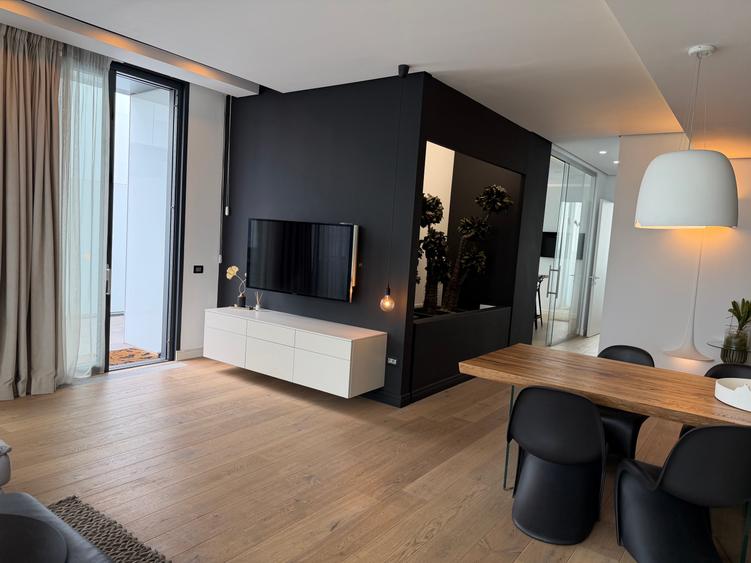 Penthouse in Cortina Herăstrău,acces din lift,3 parcări incluse