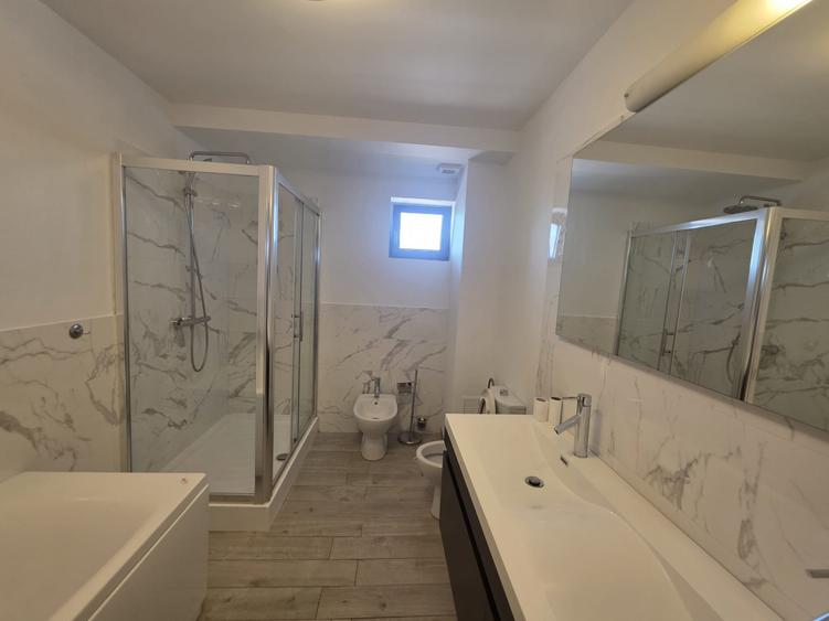 BANEASA GREEN LAKE PENTHOUSE 4 CAMERE VEDERE PANORAMICA