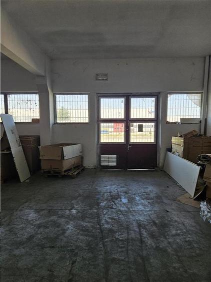 Spatiu Industrial - 3300 mp - Productie - Depozitare - Distributie