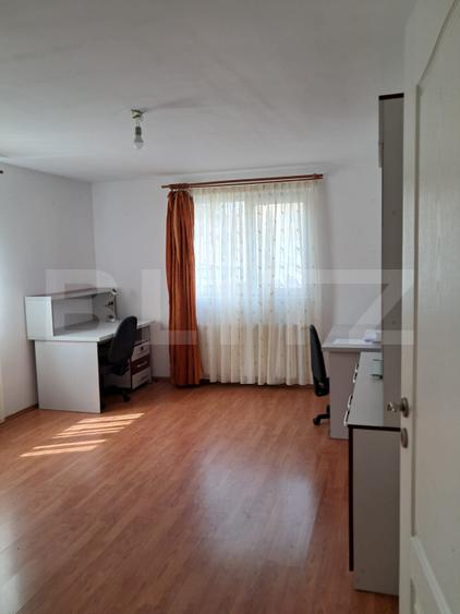 Casa cu 3 camere, 88 mp, teren 337 mp, zona Liceului Economic Suceava