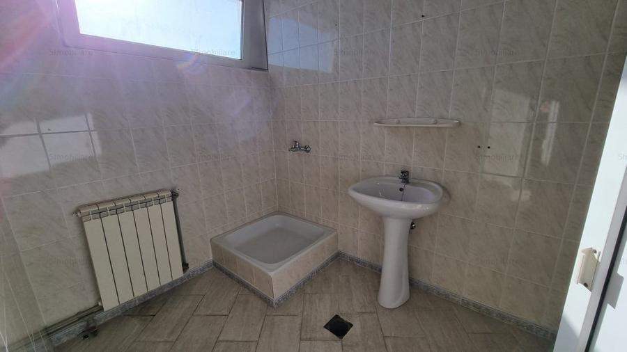 SPATIU COMERCIAL DE INCHIRIAT