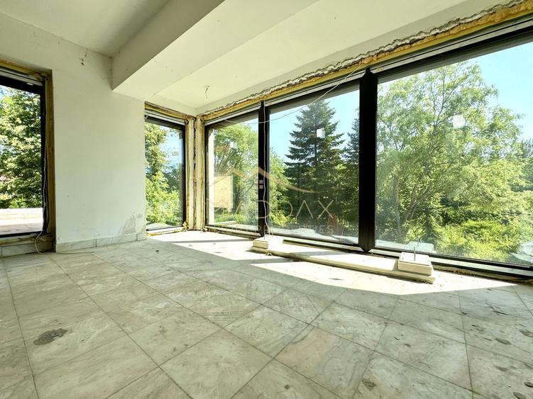 Vila cu 13 camere *4000mp teren* / Piscina / Snagov