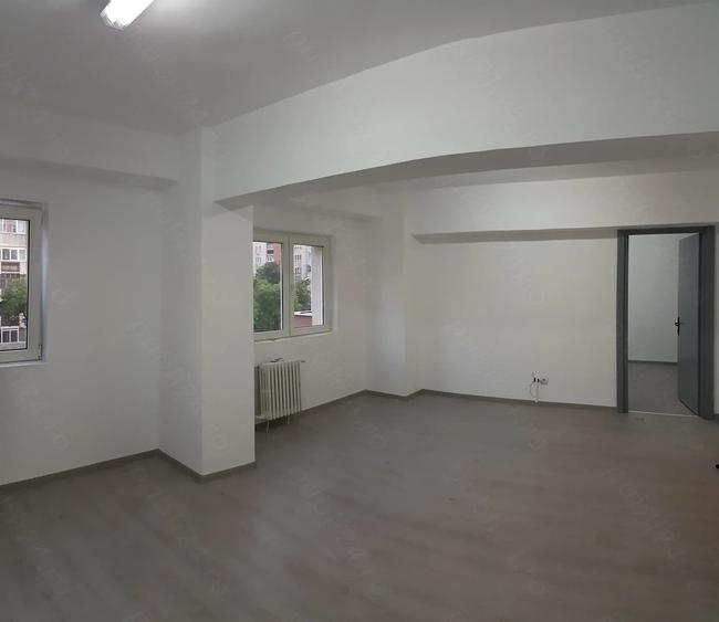Spatiu in cladire de birouri | 4 camere | Tineretului - Timpuri Noi | 700EUR+TVA