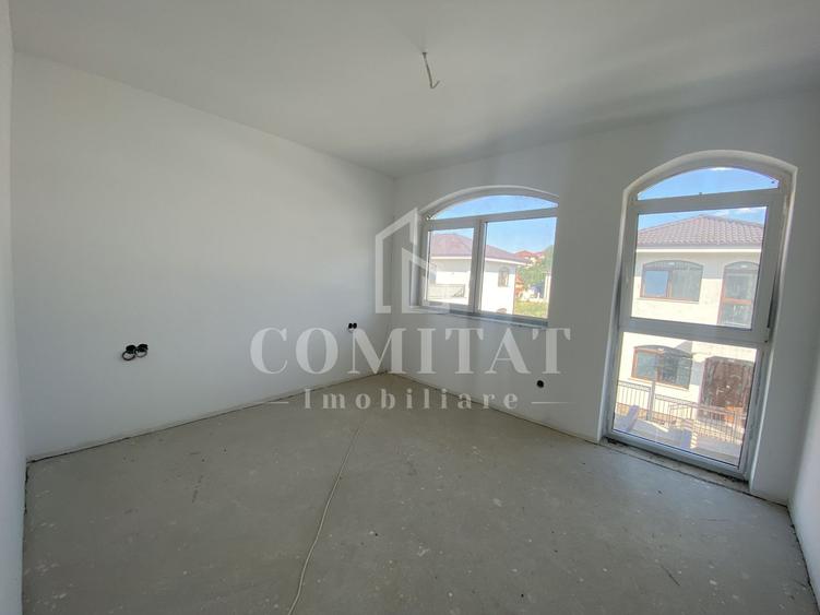 Casă de vânzare | Dispunere pe 2 niveluri | Localitatea Dezmir