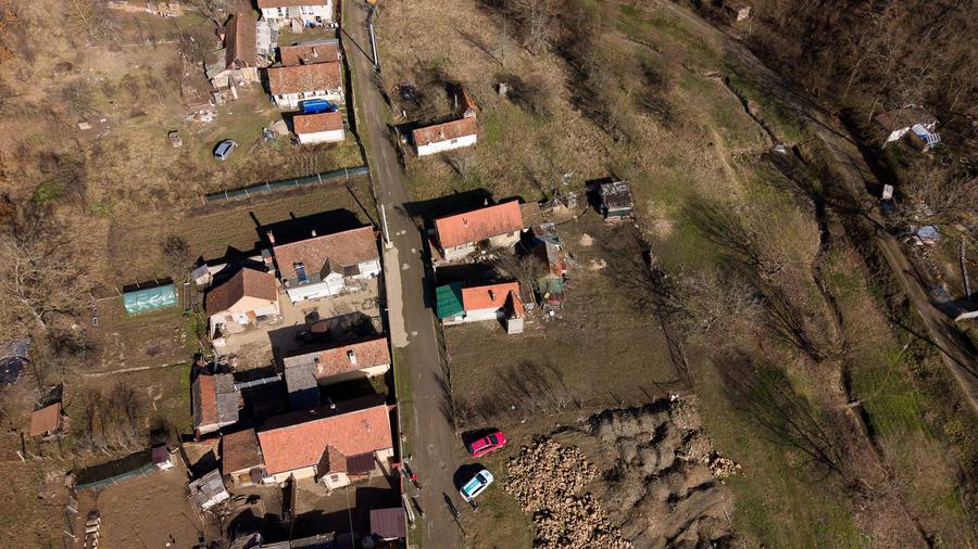Teren intravilan de 302 mp în localitatea Șoimoș