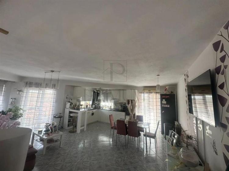 GHIRODA - 3 CAM - ETJ.1 - 2 BAI - 3 BALCOANE - LOC PARCARE - ZONA EXCELENTA|