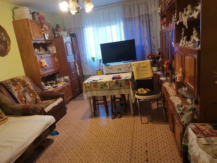 Apartament 2 camere zona Tractorul
