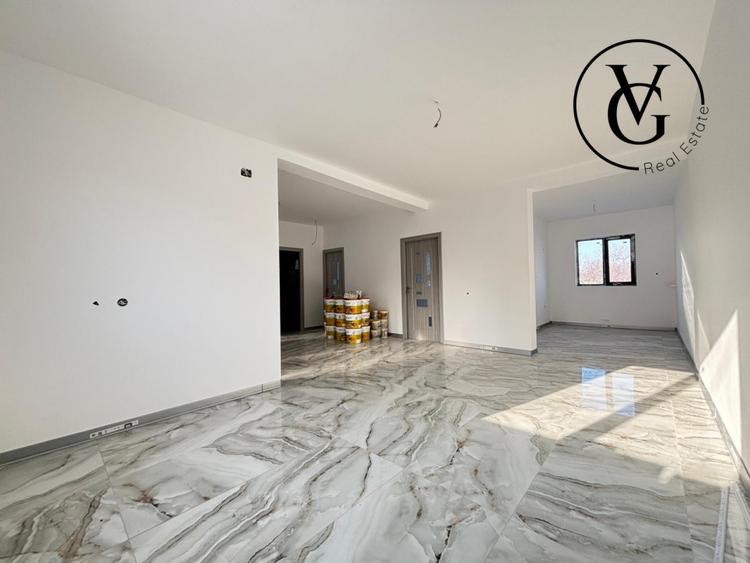 Casa la sol, 4 camere - 269 mp - Navodari