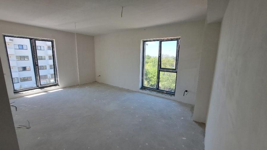 Jiului-Poligrafiei, 3 camere de vanzare,2/5, an 2026, decomandat, 102 mp