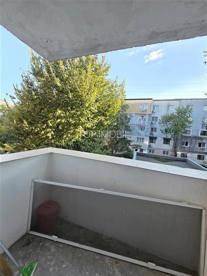 Apartament 2 Camere - Bloc 1978 - Gradinari