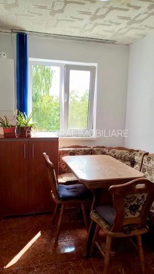 Apartament 3 camere Florilor,mobilat-utlat,88000 Euro - 9