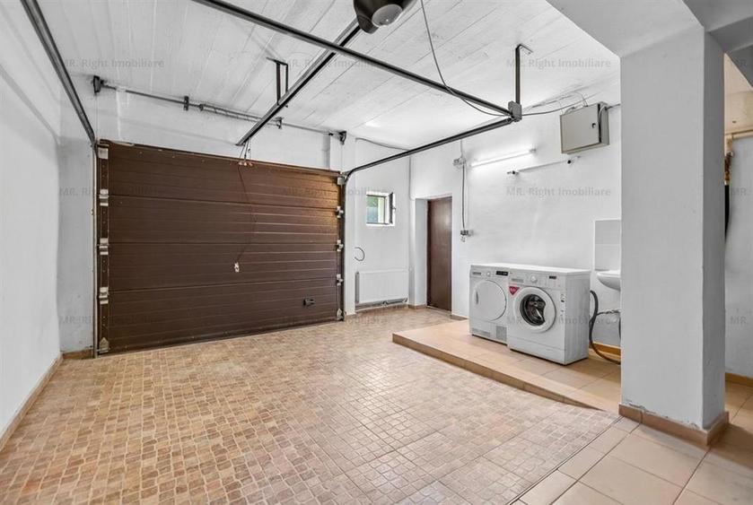 Casa pe 3 niveluri | Terasa cu priveliste | 3 parcari | Pozitie centrala
