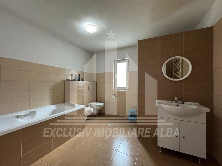 Casa individuala | Spatiu comercial | 306 mp | 415 mp teren | Maieri