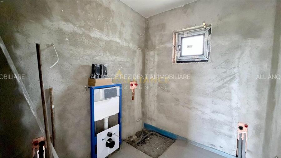 Casa Individuala - 4 camere - 2 bai - 356mp teren - 7