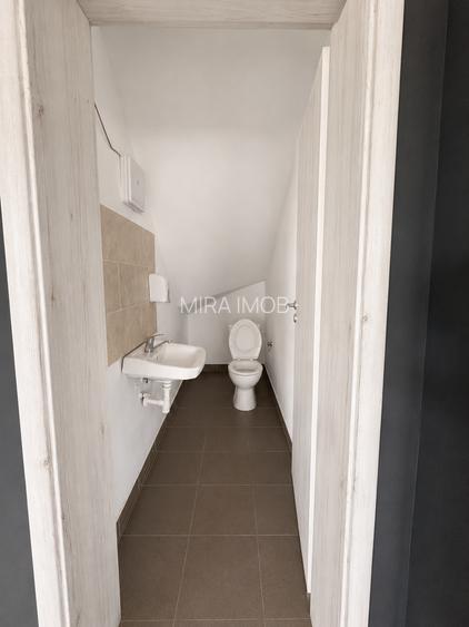 Spațiu comercial 87 mp | Vitrină 13 ml | 2 grupuri sanitare | Depozitare - 4