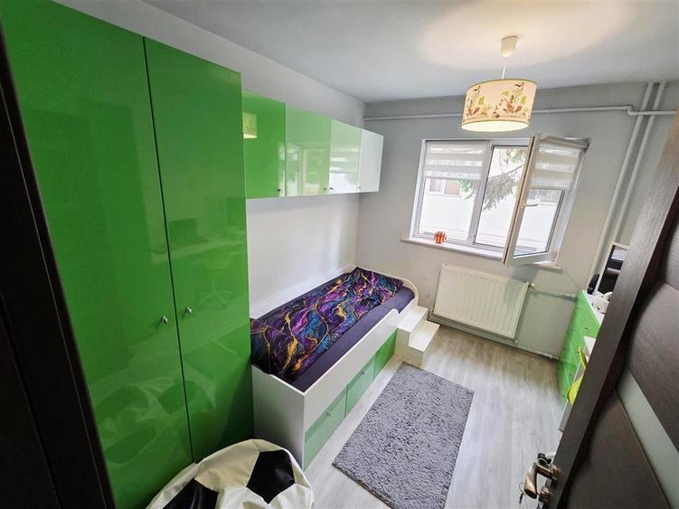 Mobilat si Utilat la Cheie Parter Zona Dambovita