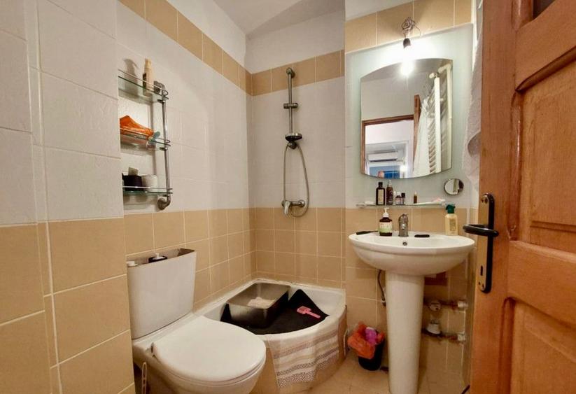 Apartament 4 camere, Faleza Nord Unirii - 165.000 EUR