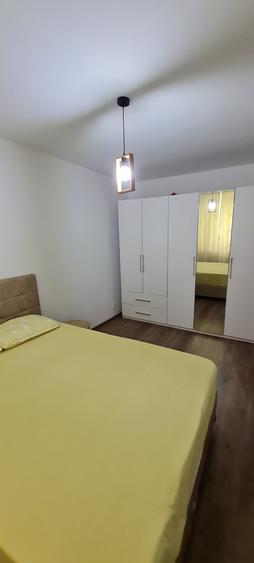 Inchiriez apartament 2 camere zona Piața Centrala