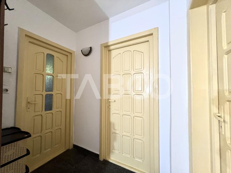 Apartament cu 3 camere de vanzare in Gheorgheni langa Piata Mercur